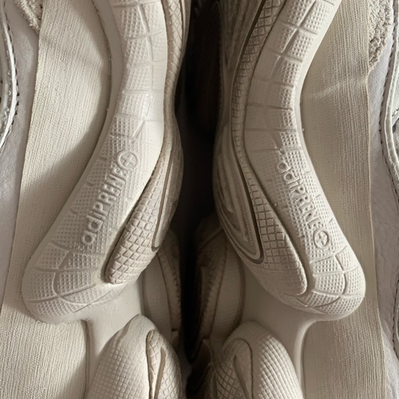 YEEZY 500 Blush - Picture 7 of 10